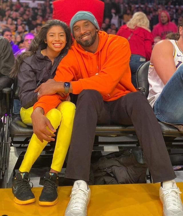 持球箭头 持球箭头